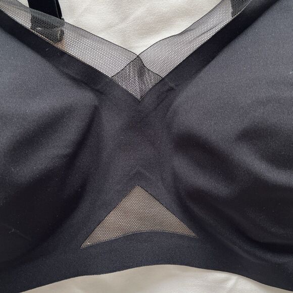 NWOT Honeylove Crossover VNeck Wireless Bra Black Mesh Adjustable Size S 32B-34C - Picture 3 of 10